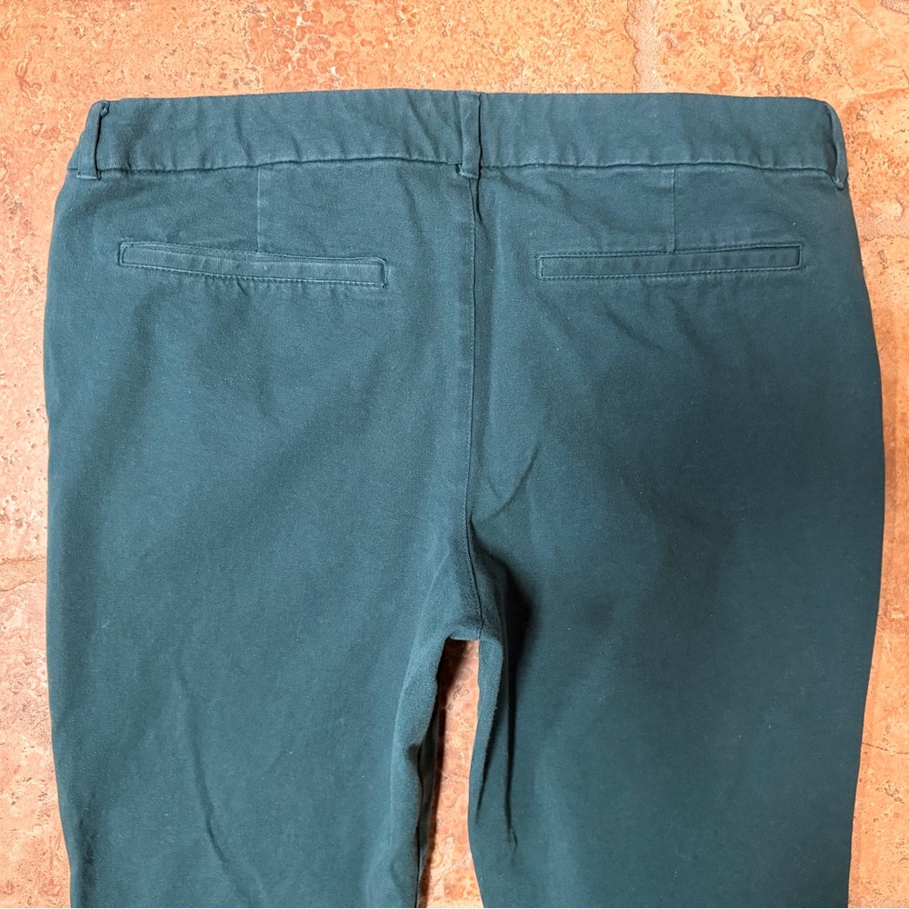 Old Navy Pixie Winter Spruce Women’s Size 14 Mid-Rise Pants - Picture 4 of 11